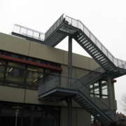 Rettungstreppe und Rettungslaufweg Mensa Universität Göttingen